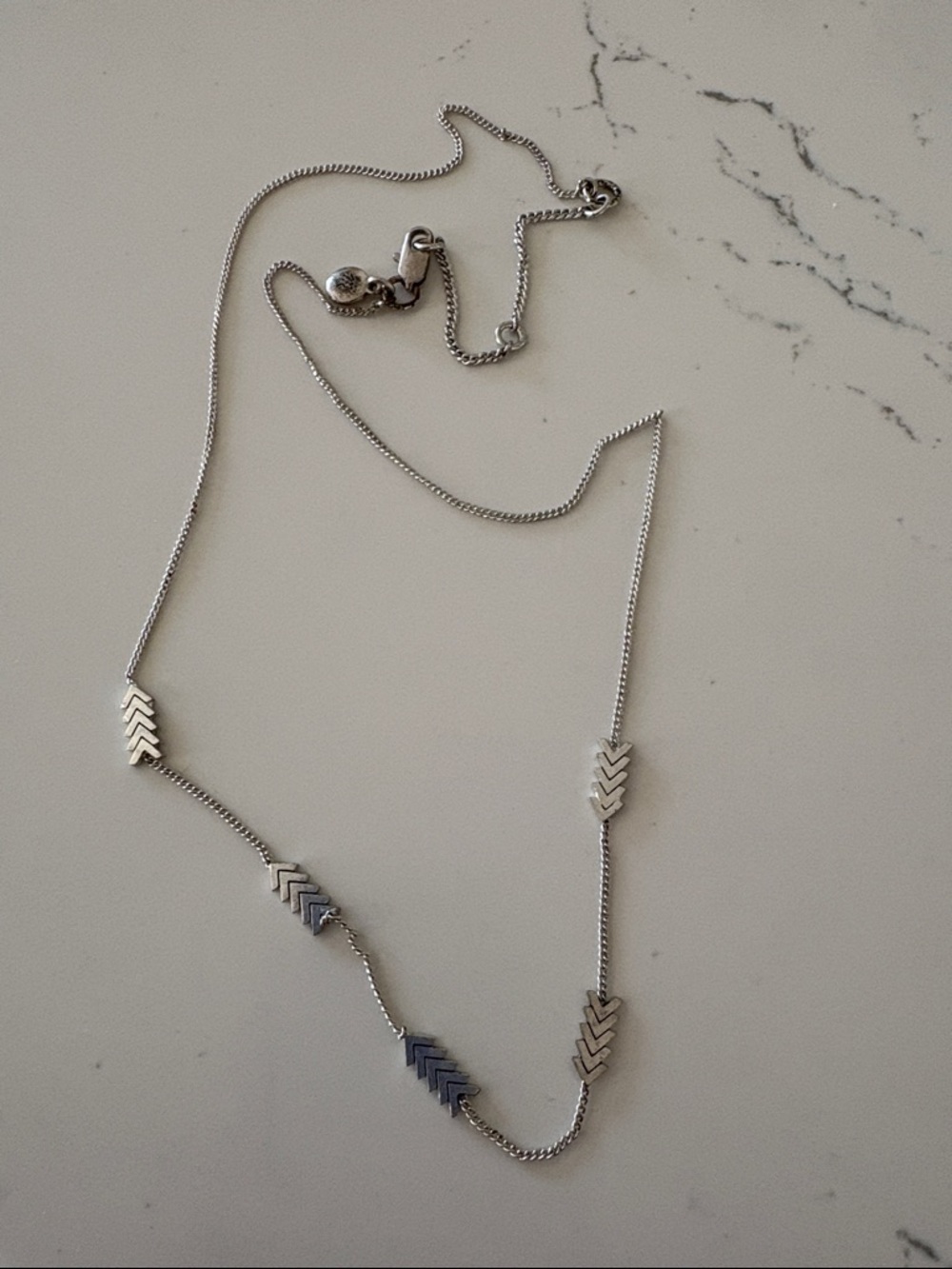 Madewell Silver Arrow Pendant Chain Necklace - Picture 2 of 3